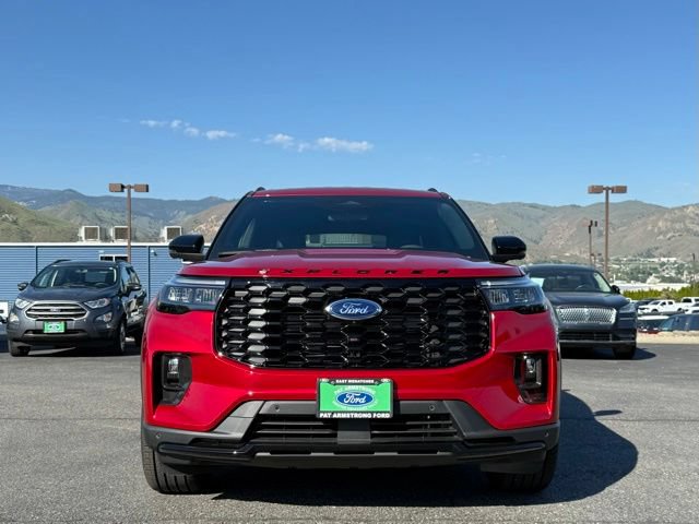 New 2026 Ford Explorer ST-Line w/ ST-Line Street Pack AWD/4WD image 5
