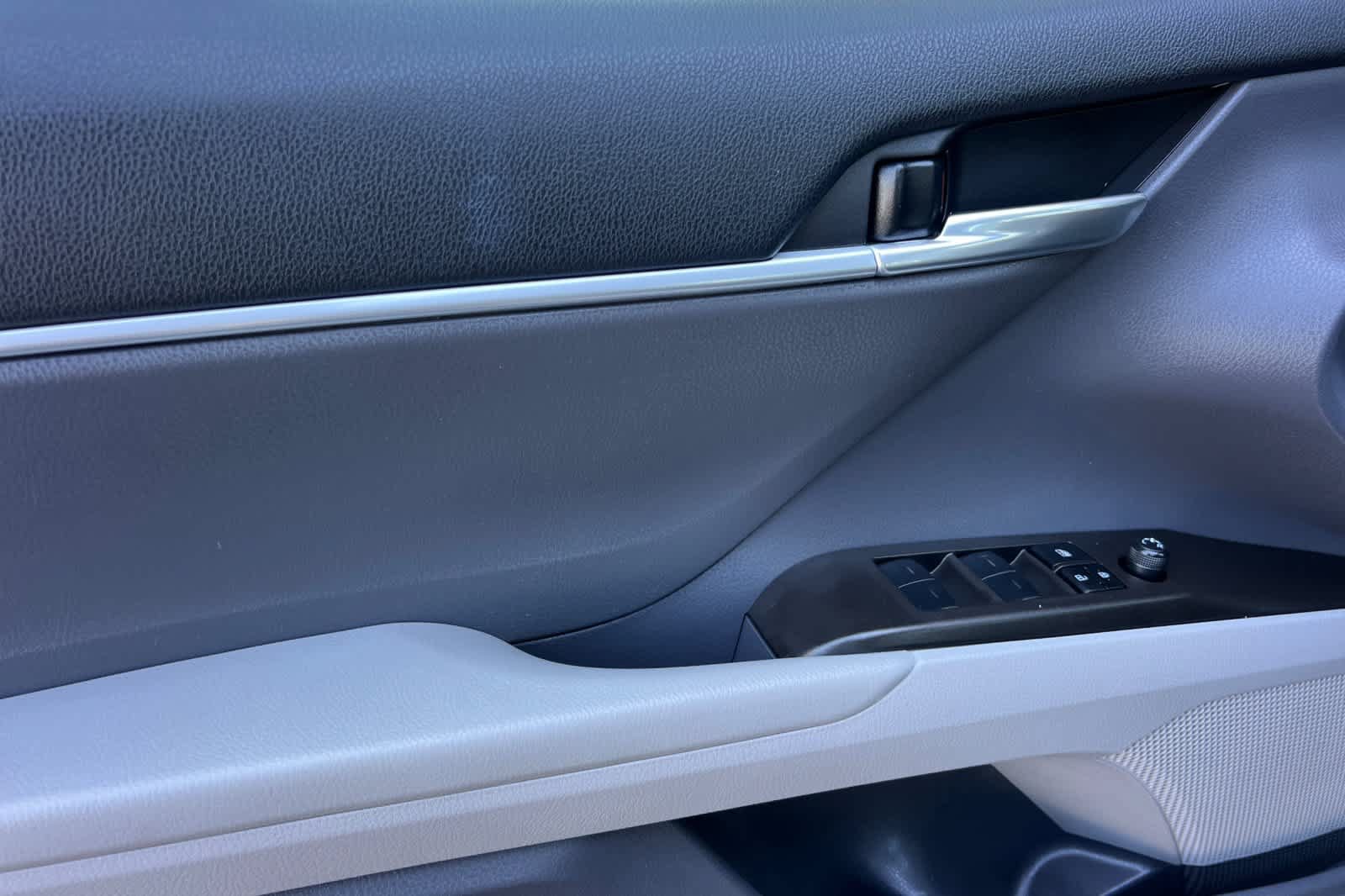 Certified 2023 Toyota Camry LE FWD image 12