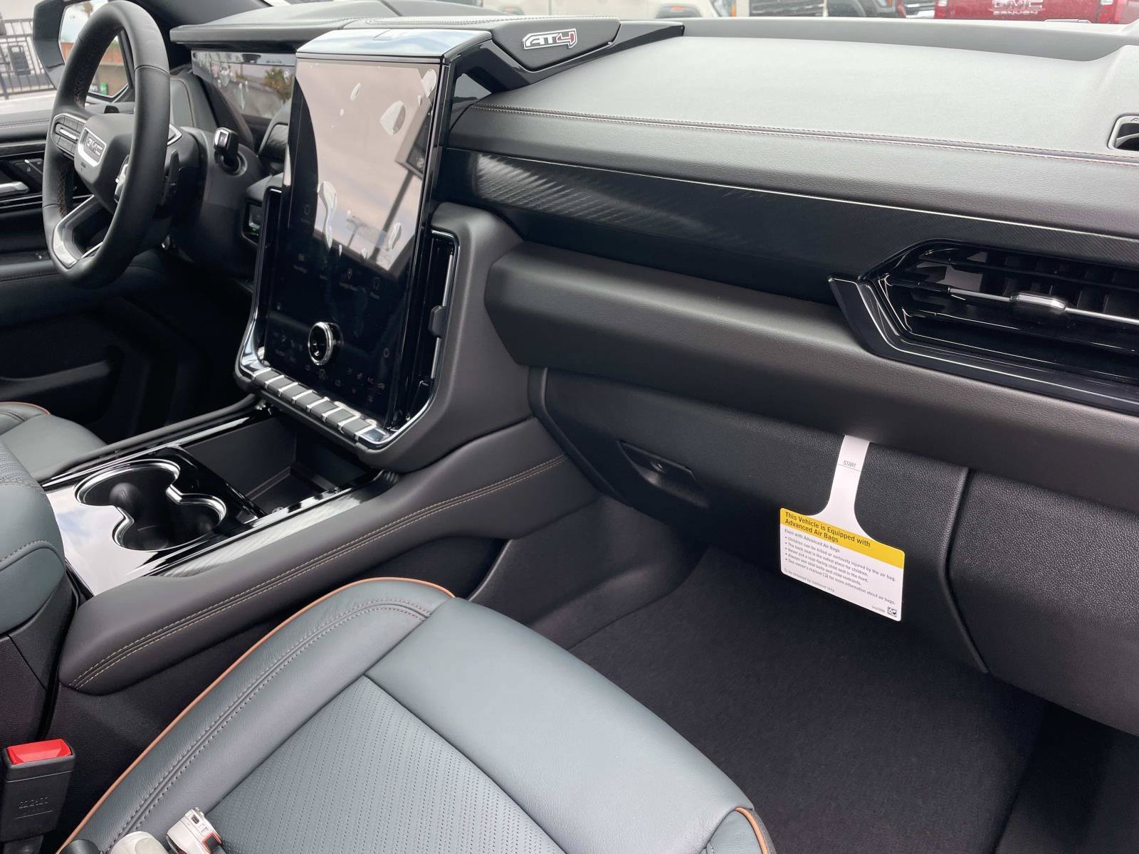 New 2026 GMC Yukon XL AT4 w/ AT4 Premium Package AWD/4WD image 29