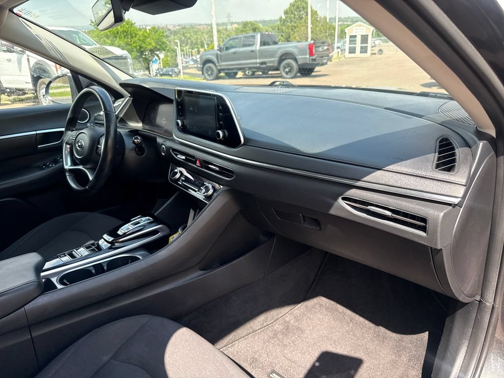 Used 2022 Hyundai Sonata SEL w/ Convenience Package FWD image 29