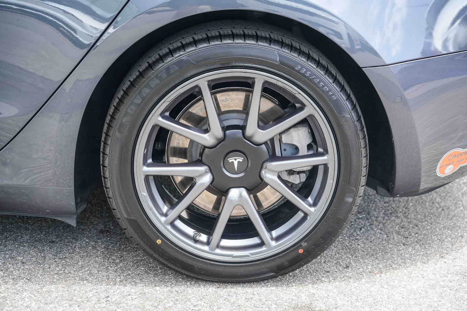 Used 2020 Tesla Model 3 Long Range AWD/4WD image 11