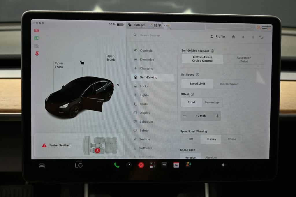 Used 2018 Tesla Model 3 Long Range RWD image 30