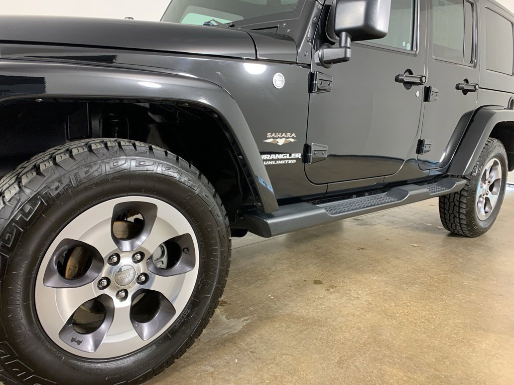 Used 2016 Jeep Wrangler Unlimited Sahara w/ Connectivity Group image 2