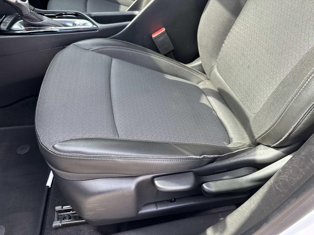 Used 2024 Buick Encore GX Preferred FWD image 16
