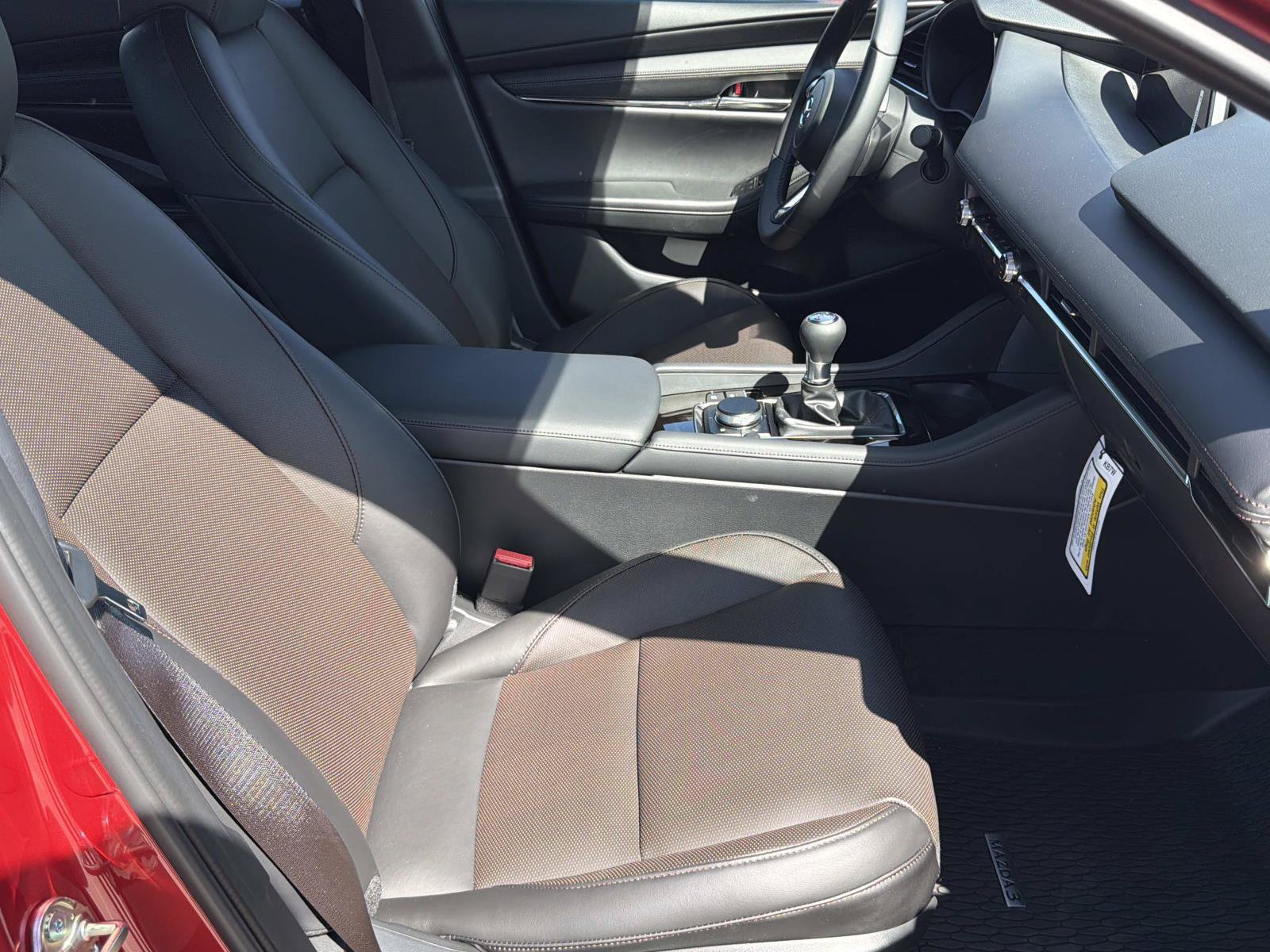 New 2026 MAZDA MAZDA3 2.5 S Hatchback w/ Premium Pkg FWD image 23