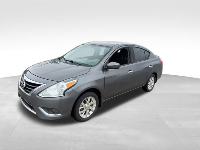 Used 2018 Nissan Versa SV w/ SV Special Edition FWD image 8