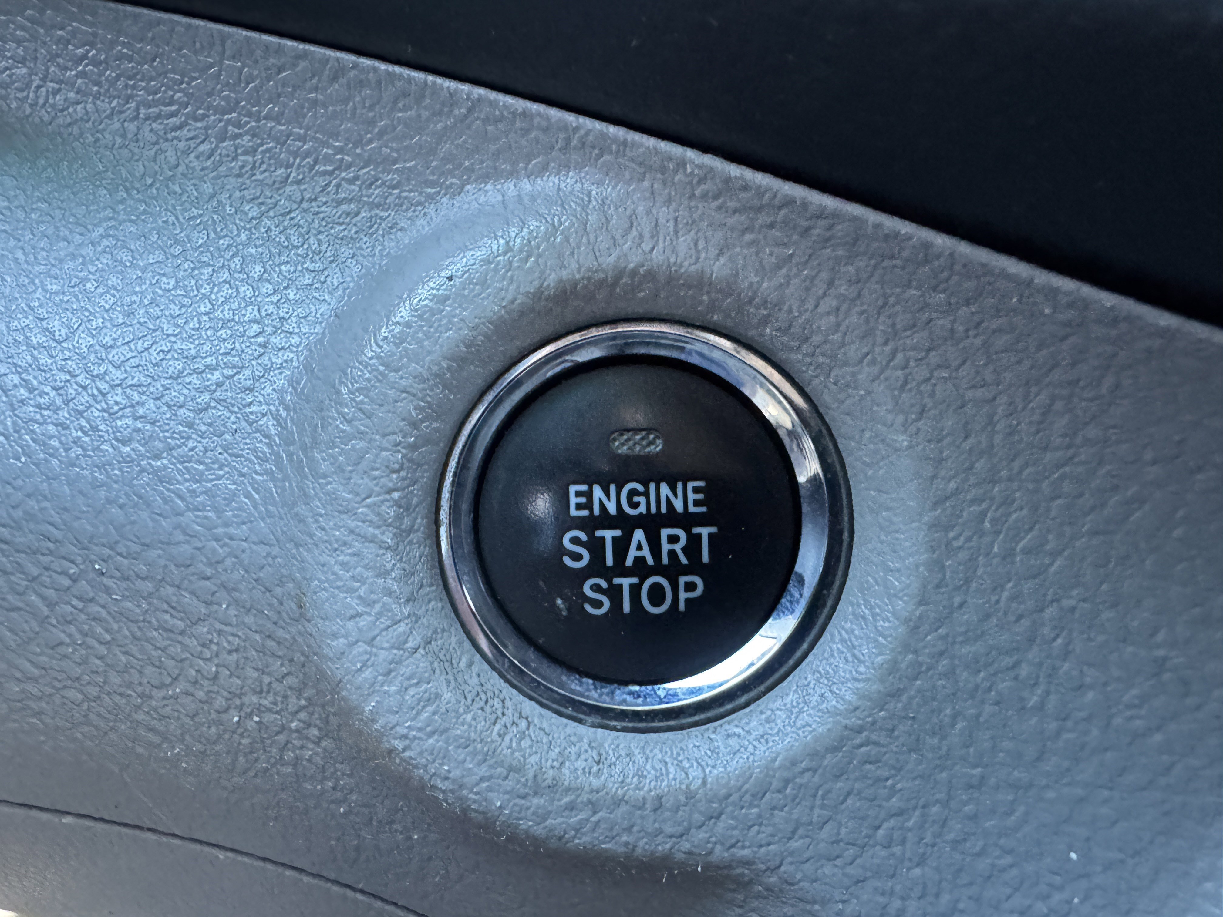 Used 2012 Toyota Highlander Limited w/ Tow Pkg image 34