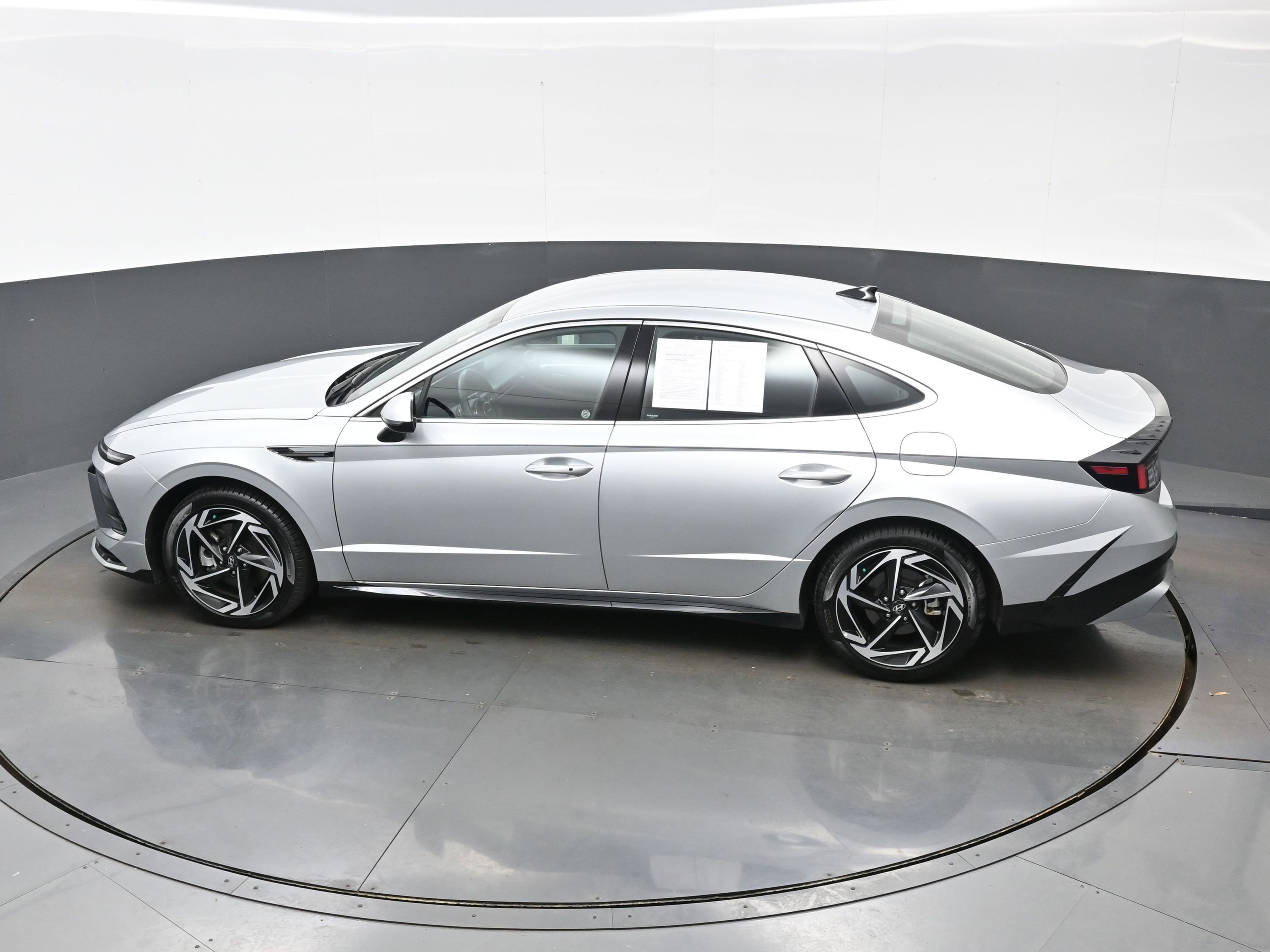 Certified 2026 Hyundai Sonata SEL FWD image 34