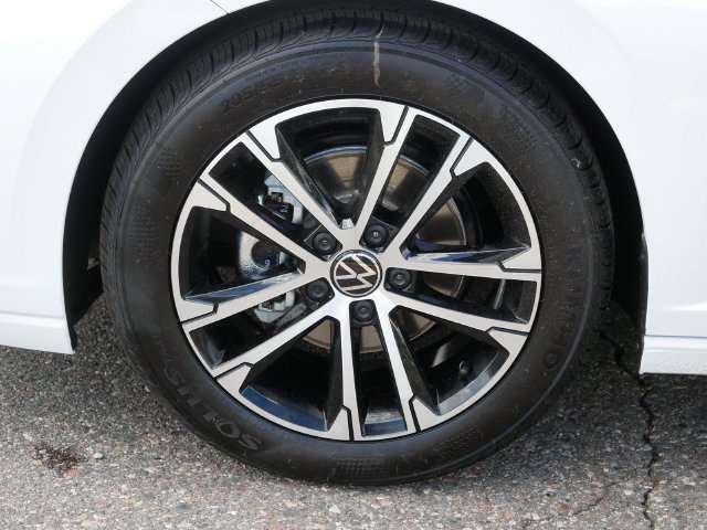 New 2026 Volkswagen Jetta Sport FWD image 5