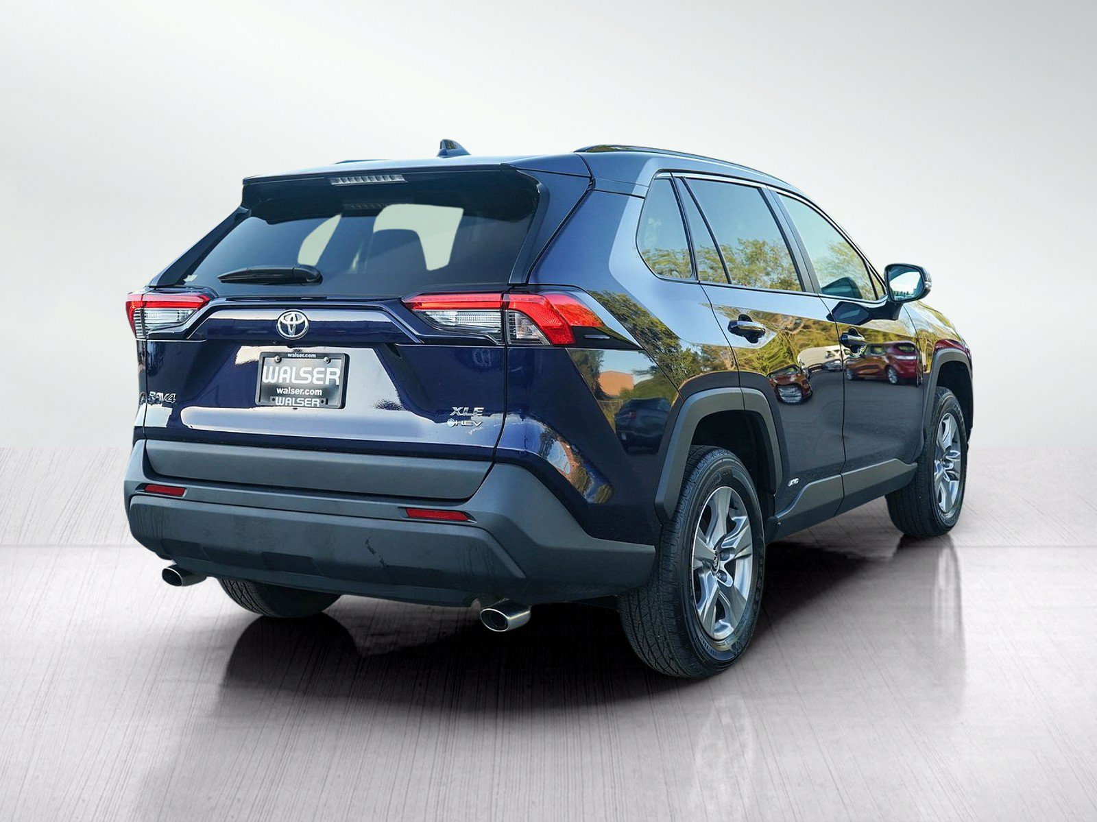 Used 2025 Toyota RAV4 XLE w/ Convenience Package AWD/4WD image 5