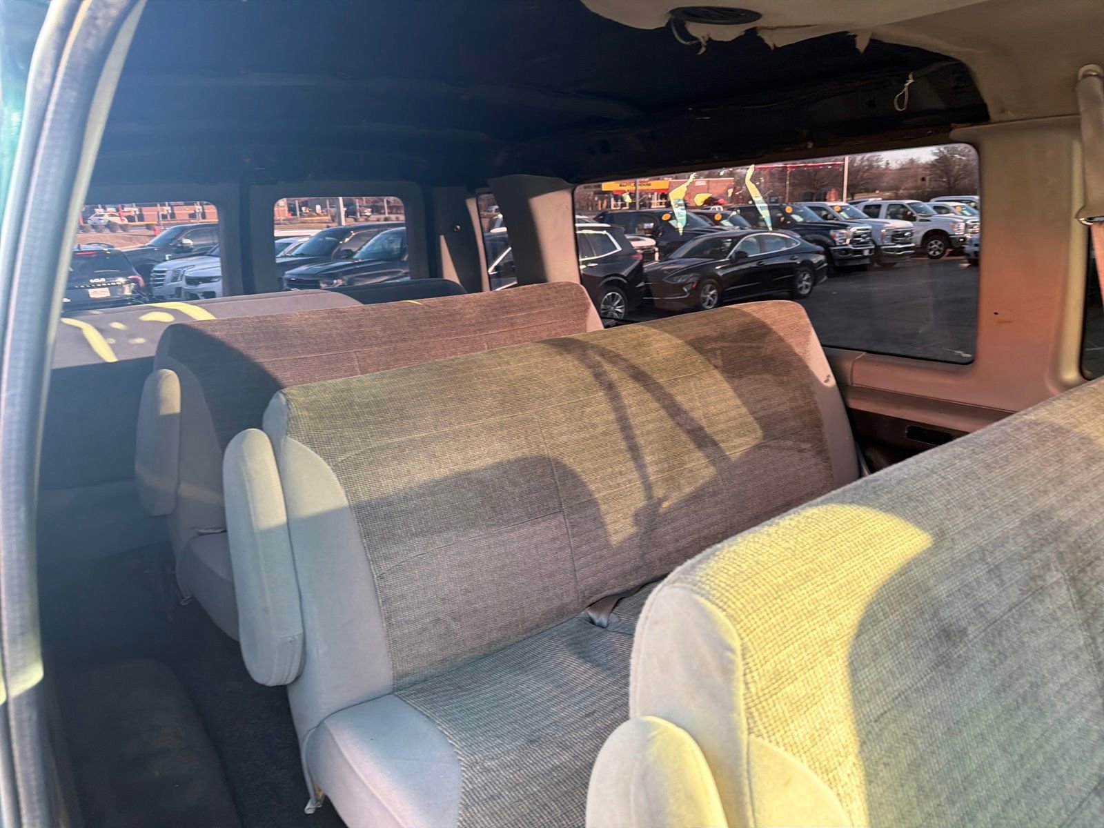 Used 2000 Ford E-350 and Econoline 350 XLT image 27