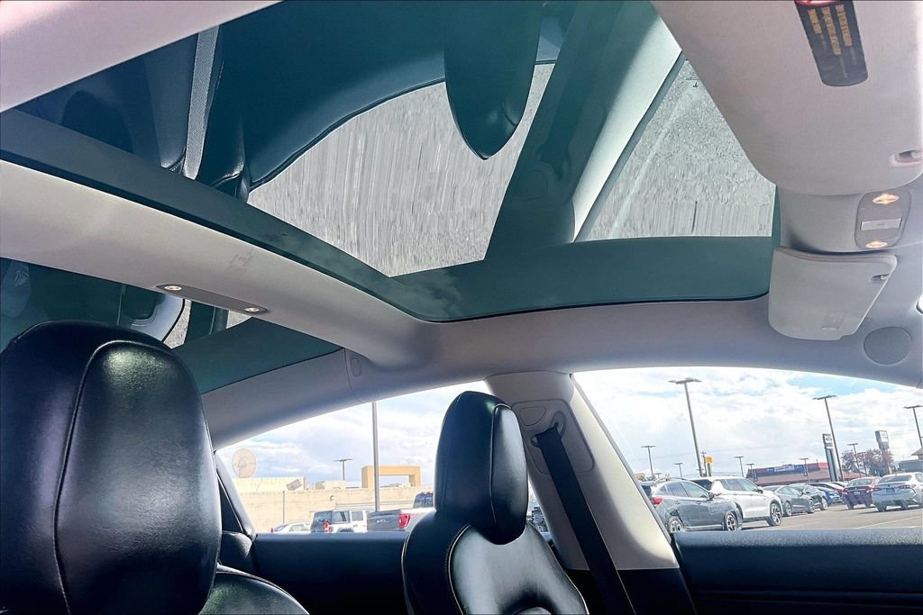 Used 2018 Tesla Model 3 Performance AWD/4WD image 22