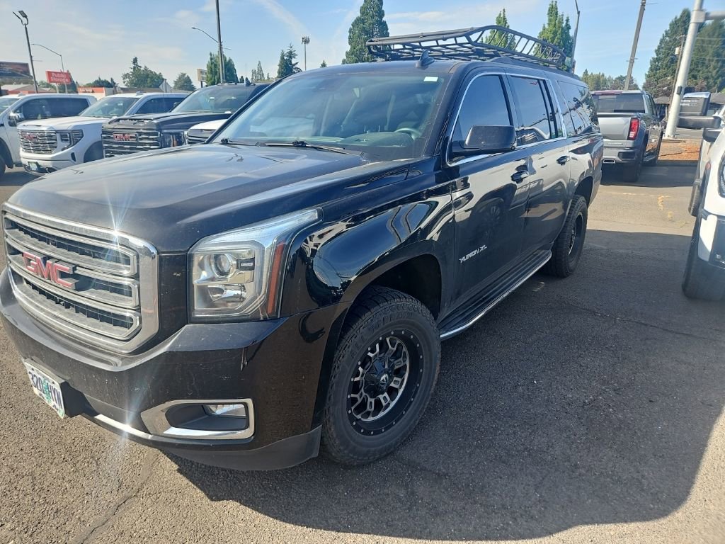 Used 2020 GMC Yukon XL SLT AWD/4WD image 1