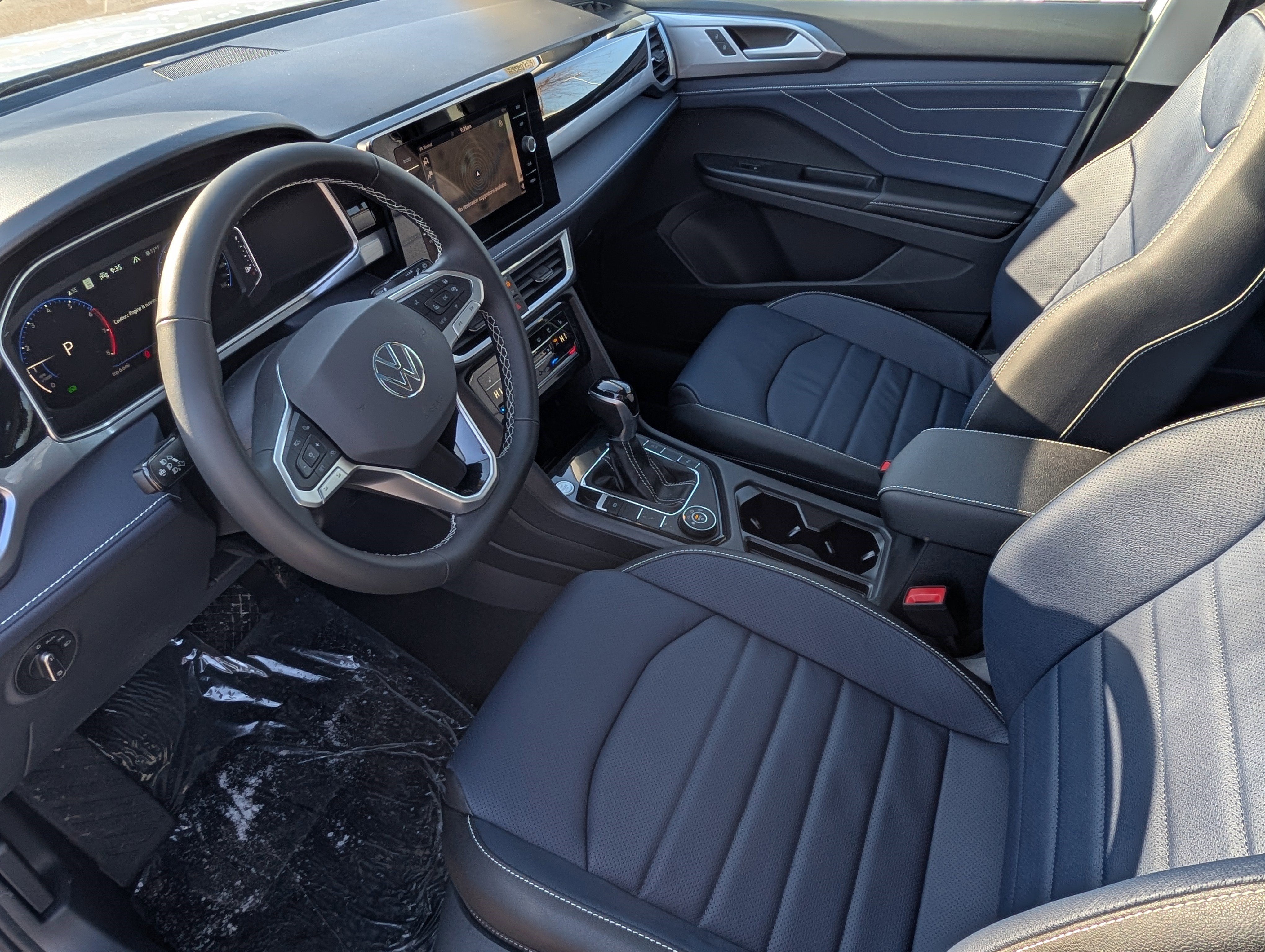 New 2026 Volkswagen Taos SEL AWD/4WD image 7