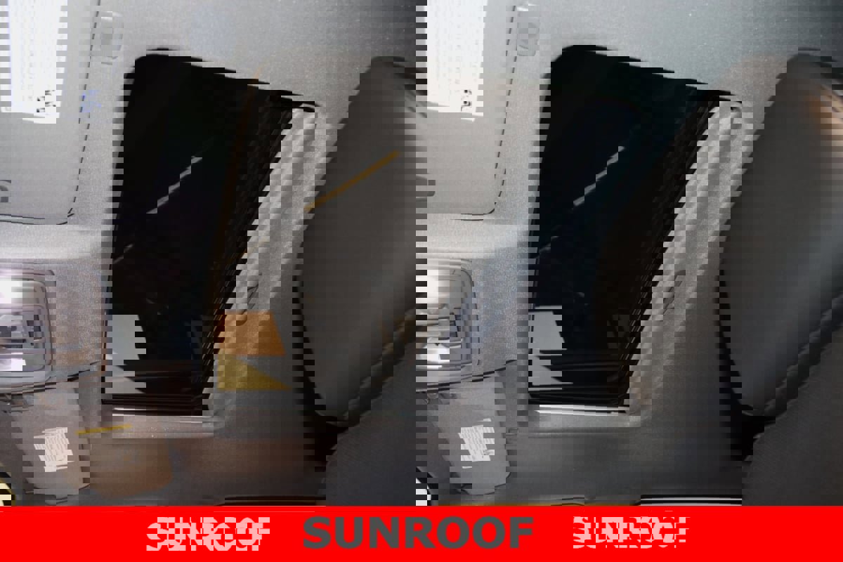 Used 2023 GMC Sierra 1500 SLT w/ SLT Convenience Package image 20