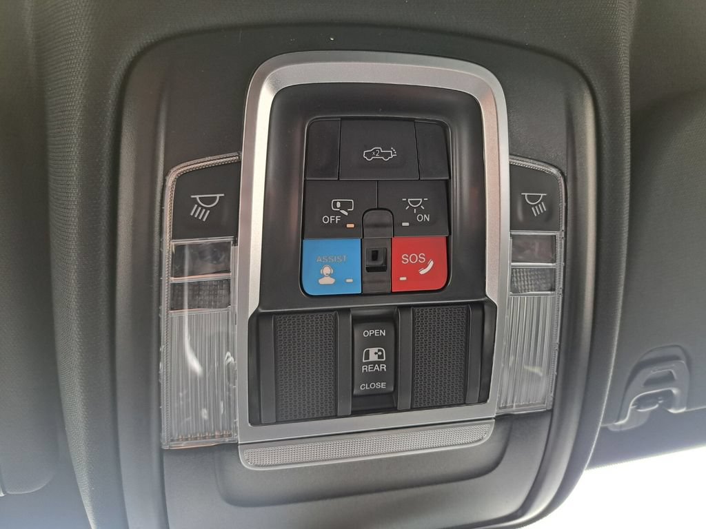 New 2026 RAM 1500 Big Horn AWD/4WD image 17