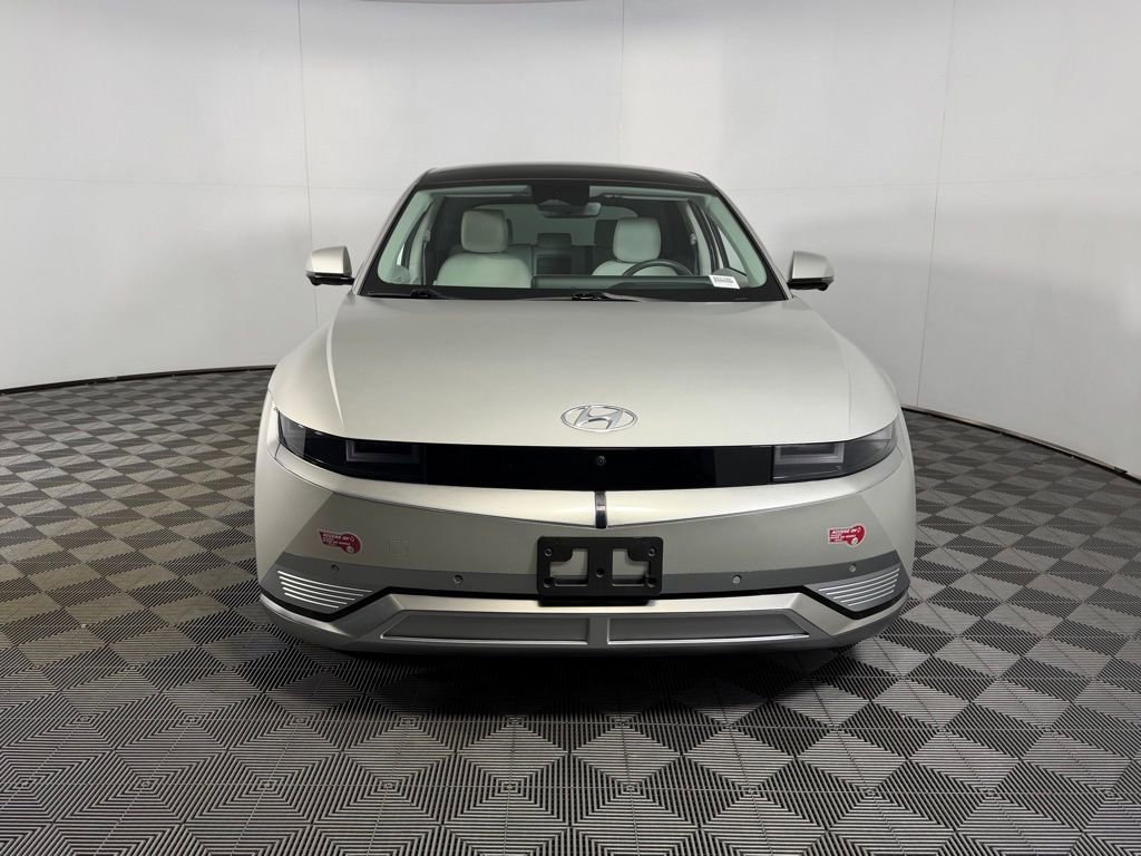 Used 2023 Hyundai Ioniq 5 Limited image 11