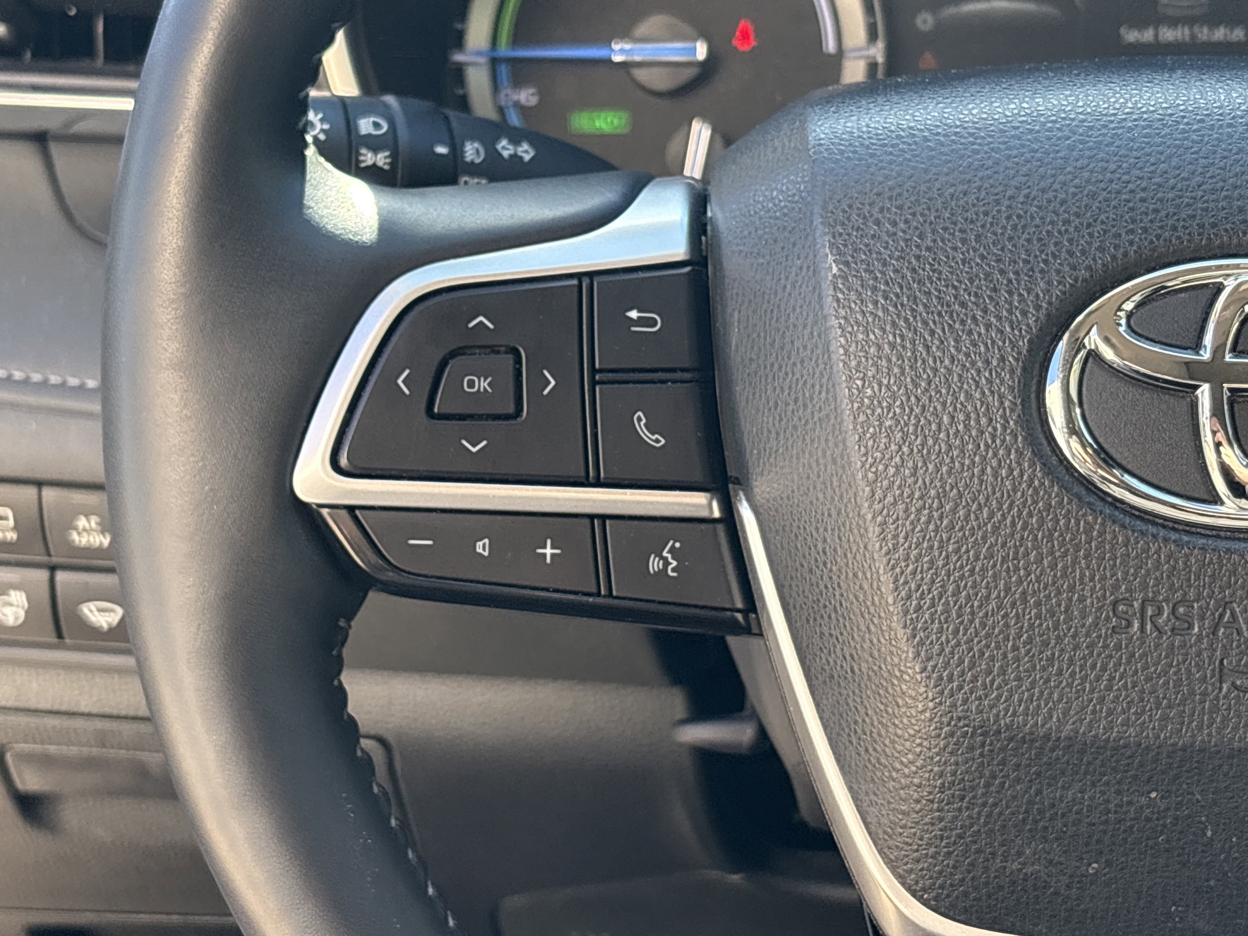 Used 2022 Toyota Highlander Platinum image 19