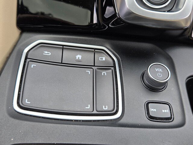 Used 2024 Acura MDX w/ Technology Package FWD image 16