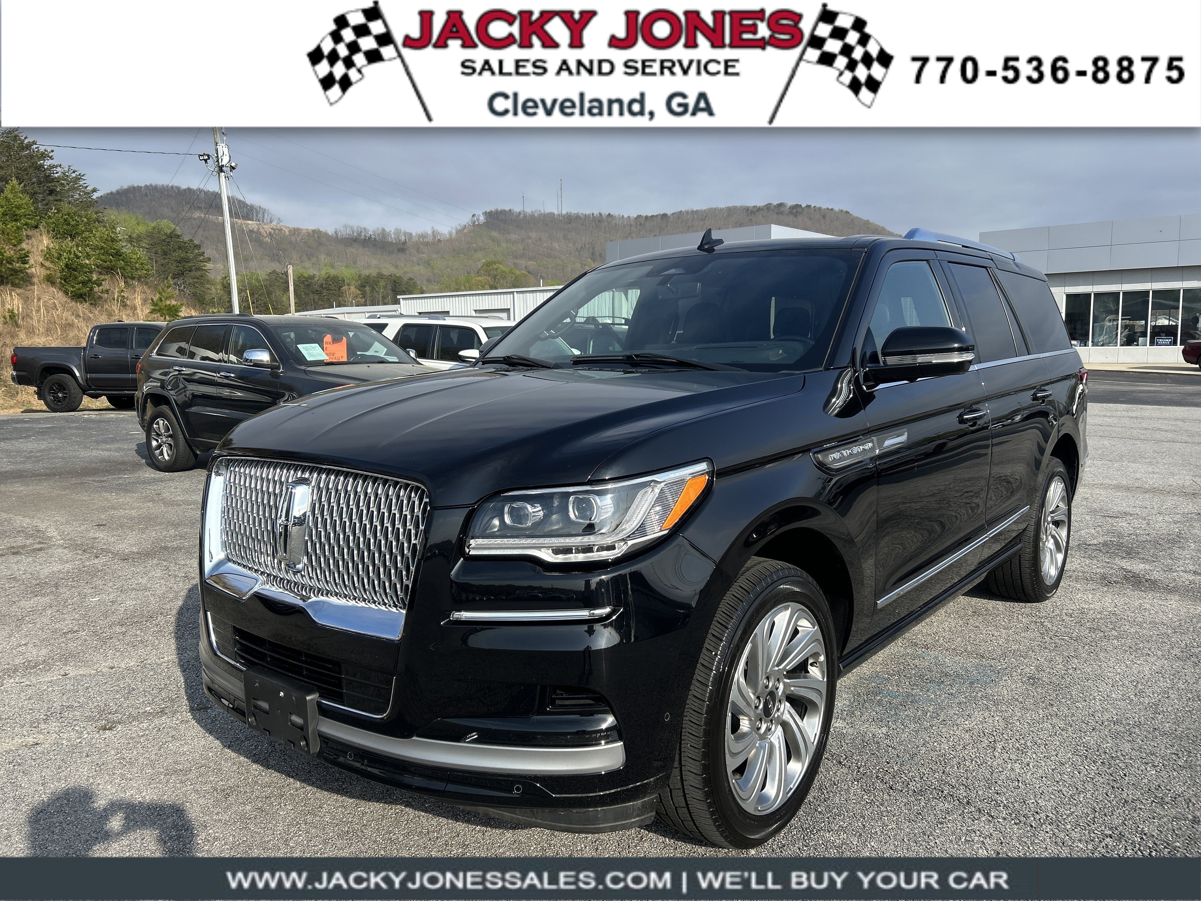 Used 2024 Lincoln Navigator Reserve image 1