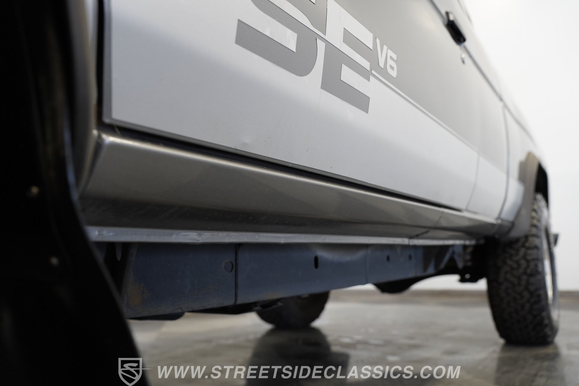 Used 1989 Nissan Pickup 4x4 King Cab V6 image 23