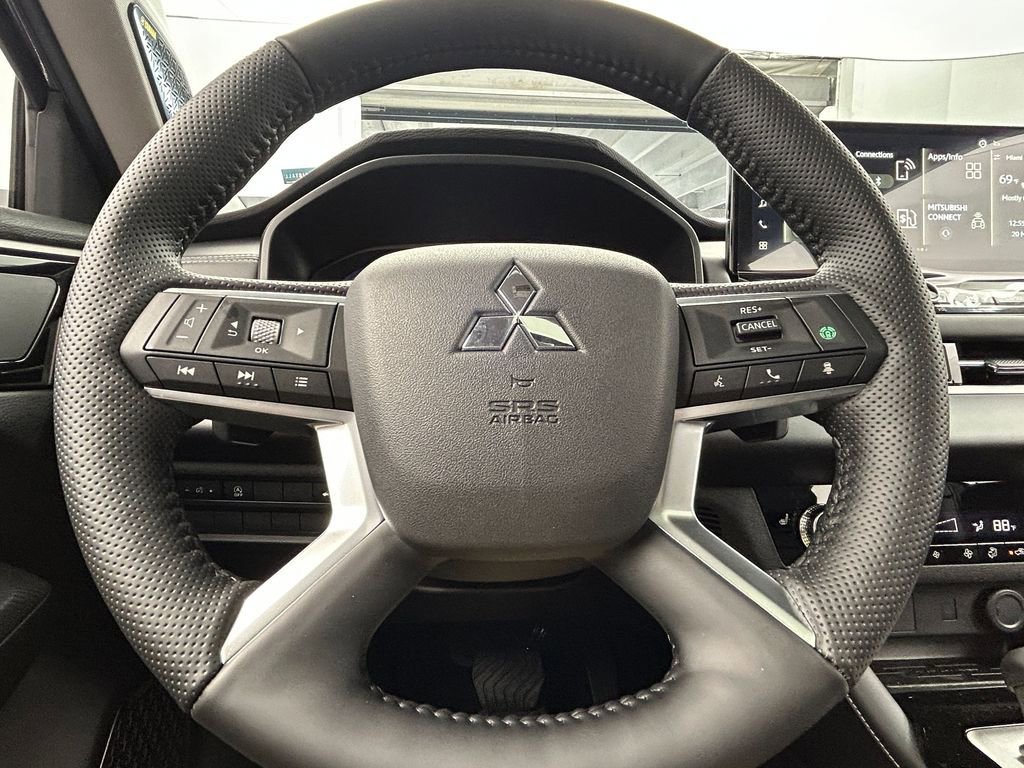 New 2026 Mitsubishi Outlander SE FWD image 27