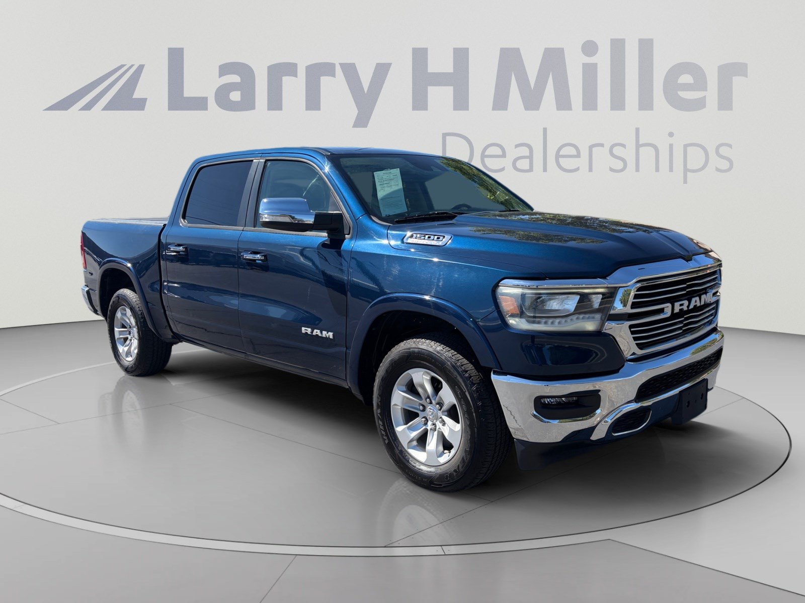Used 2021 RAM 1500 Laramie AWD/4WD image 7