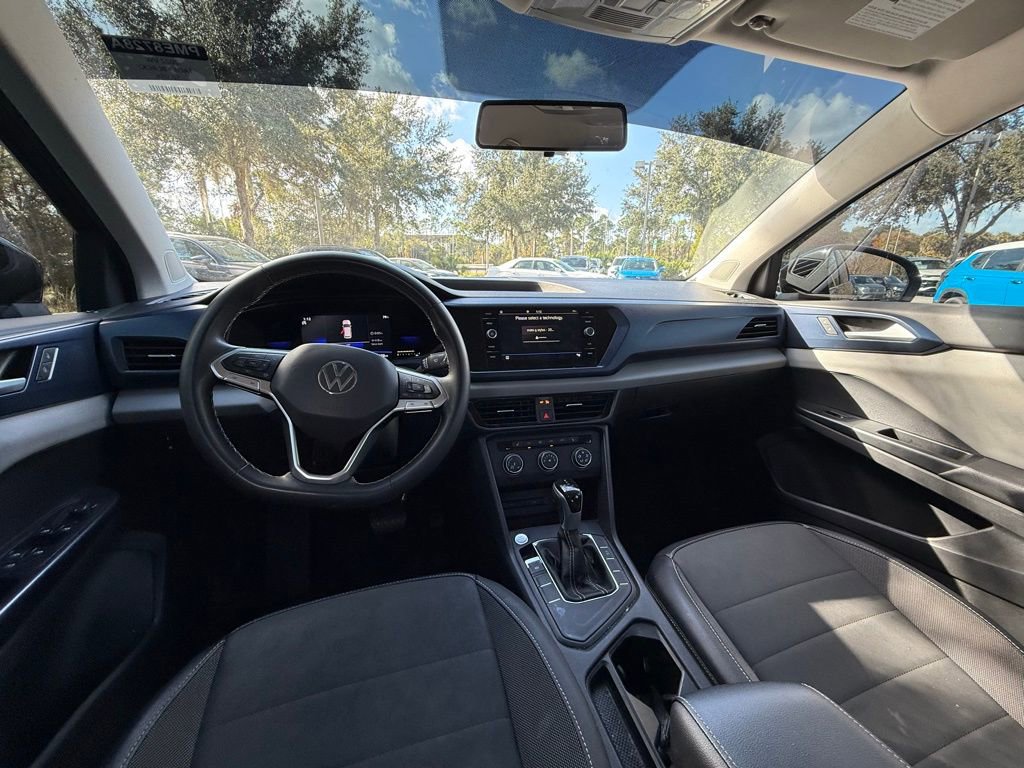 Used 2022 Volkswagen Taos SE image 15