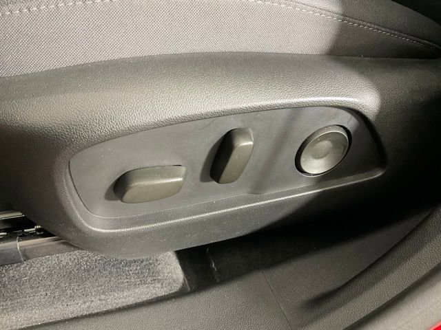 Used 2025 Chevrolet Equinox LT w/ Convenience Package II image 31