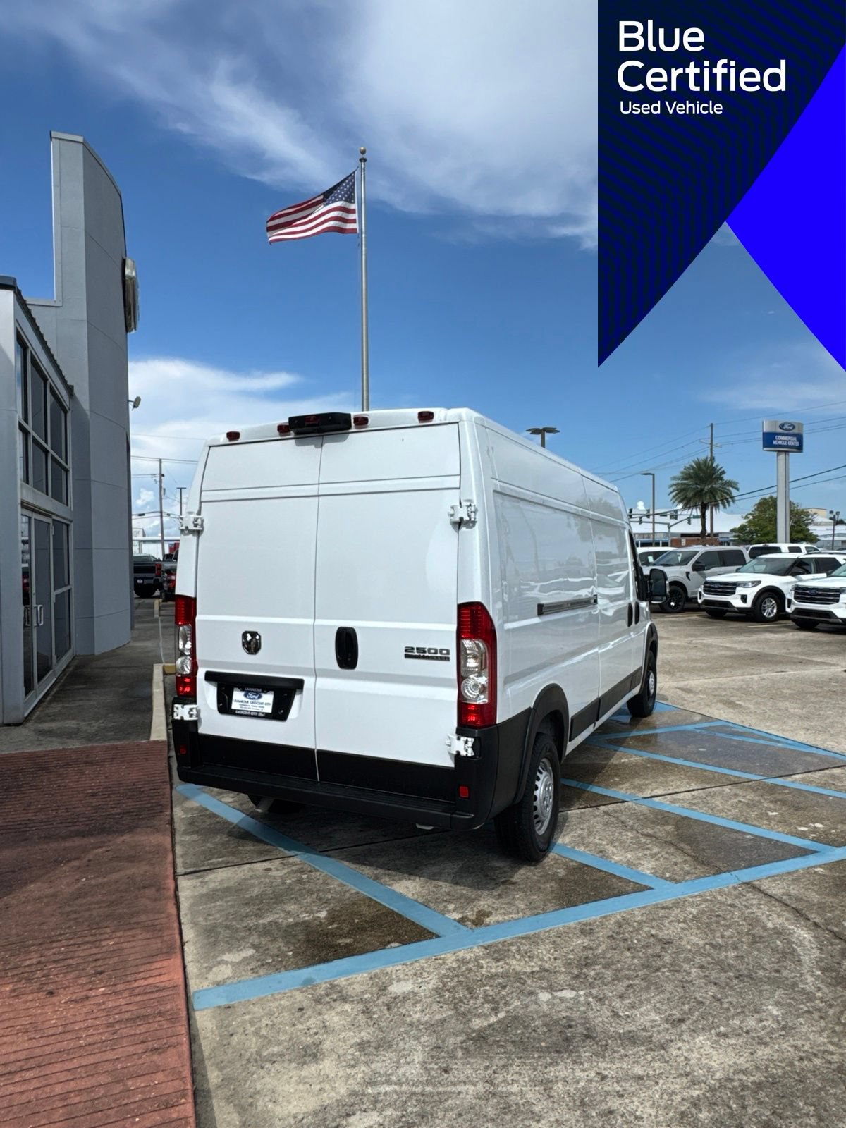 Used 2026 RAM ProMaster 2500 w/ Convenience Group FWD image 5