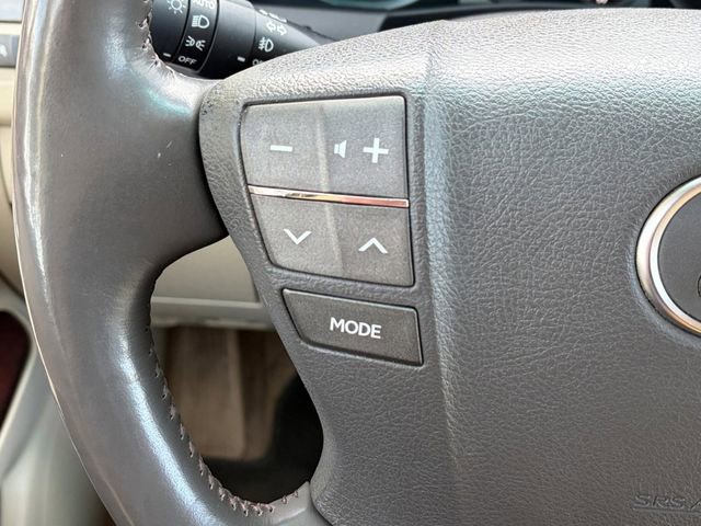 Used 2014 Lexus LX 570 4WD image 26