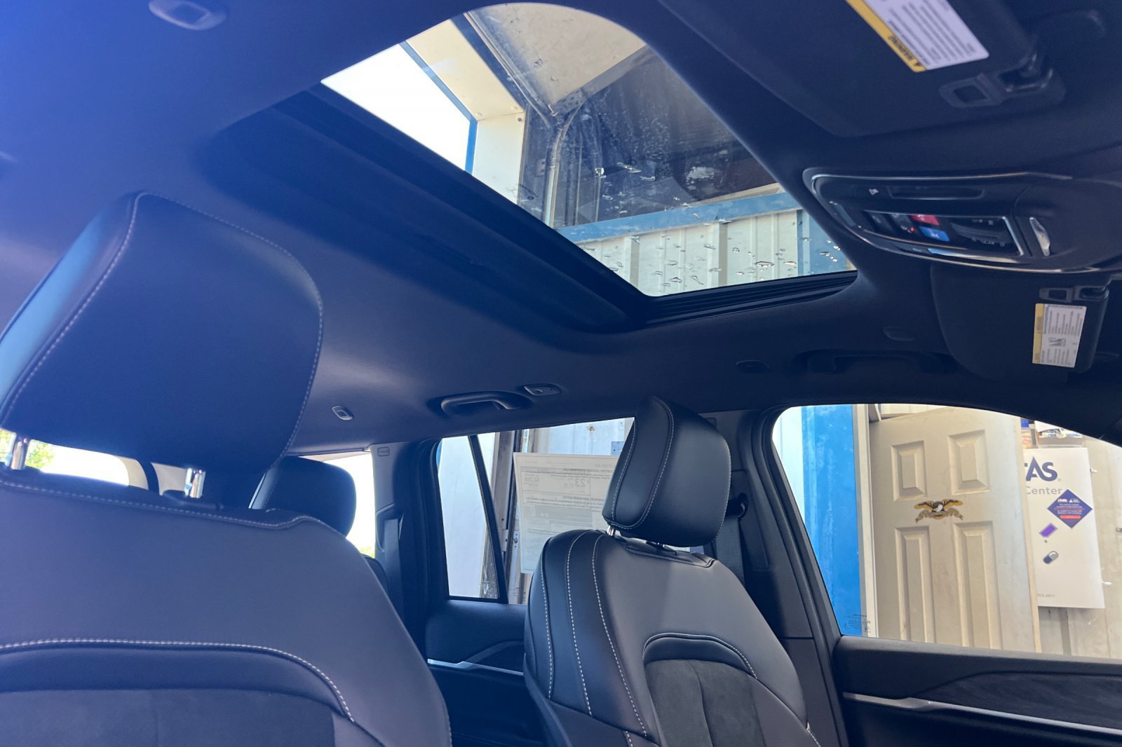 New 2026 Jeep Grand Cherokee Altitude AWD/4WD image 16
