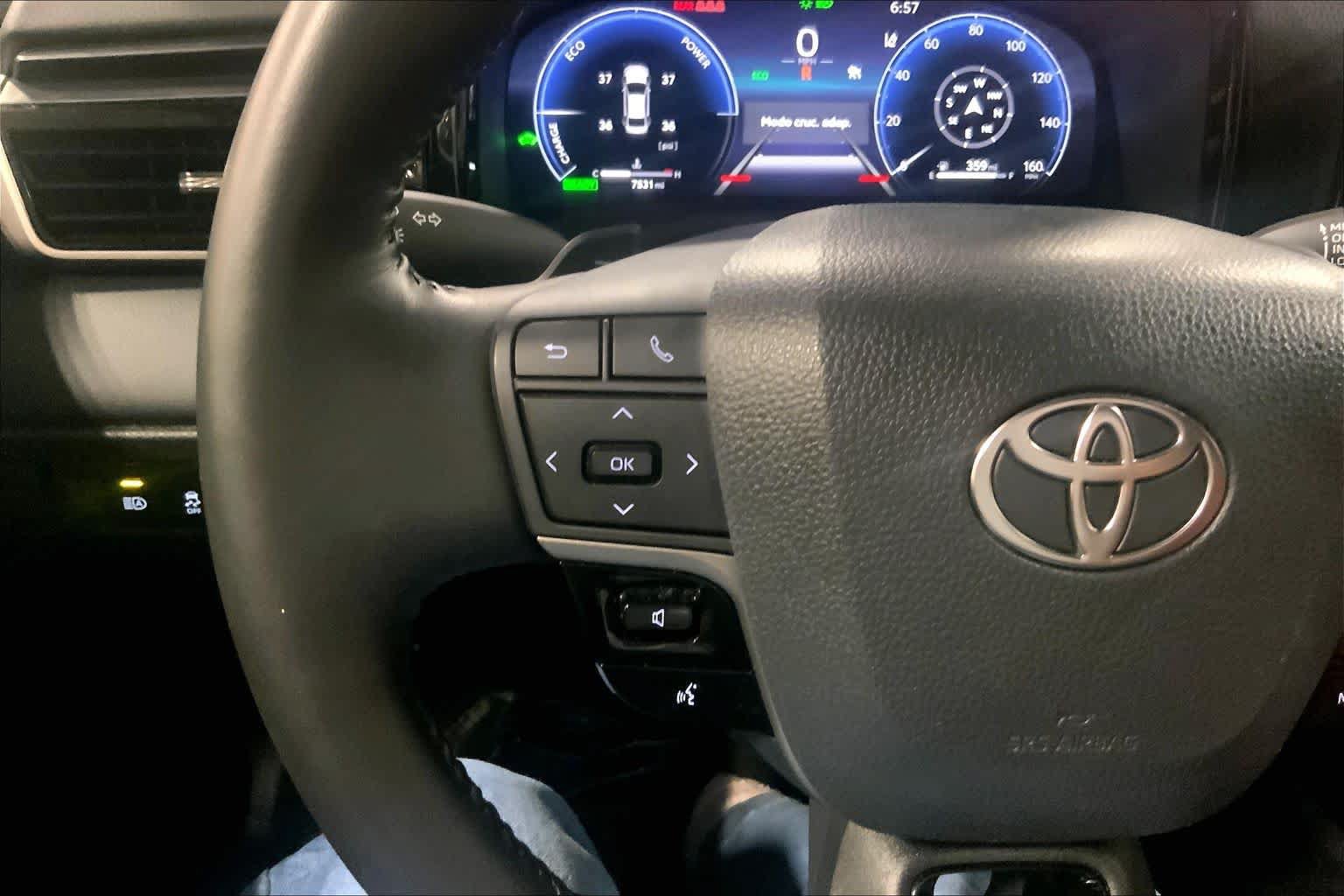 Used 2026 Toyota Camry XSE AWD/4WD image 24