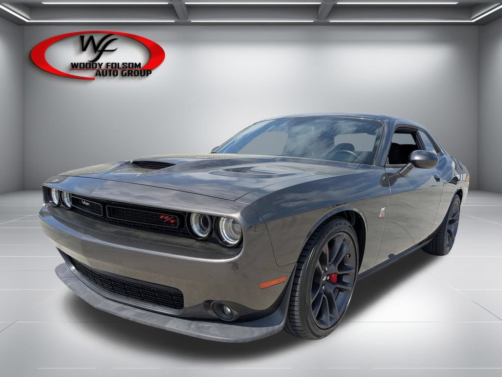 Used 2022 Dodge Challenger R/T Scat Pack w/ Driver Convenience Group RWD image 9