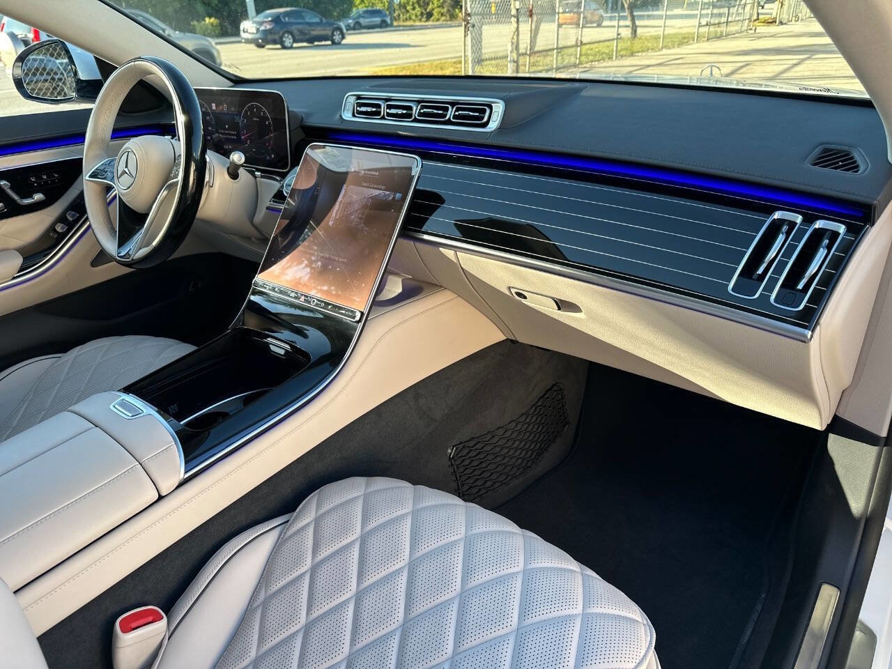 Used 2025 Mercedes-Benz S 580 4MATIC Sedan image 14