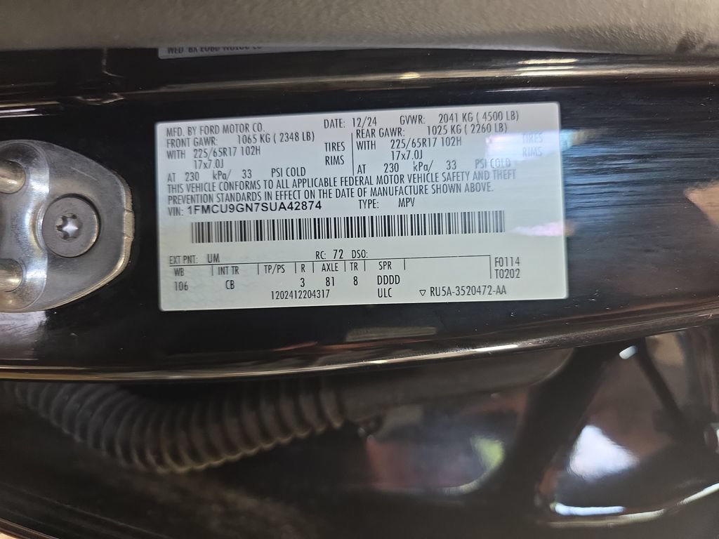 Used 2025 Ford Escape Active AWD/4WD image 33