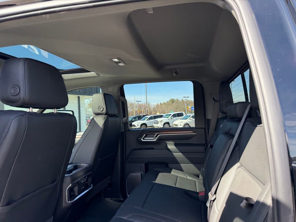 New 2026 GMC Sierra 2500 Denali w/ Denali Reserve Package image 16
