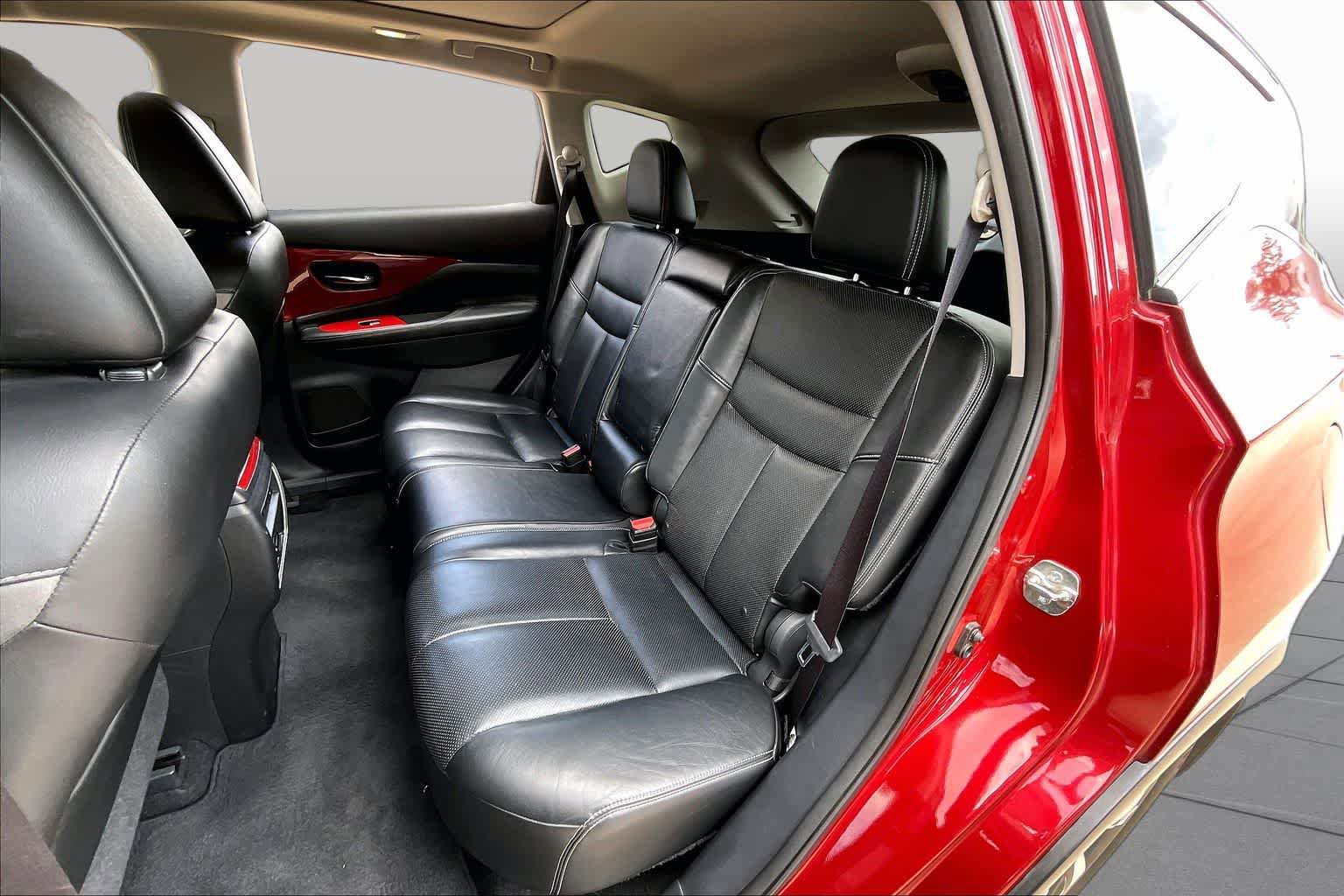 Used 2015 Nissan Murano Platinum w/ Platinum Technology Package AWD/4WD image 18