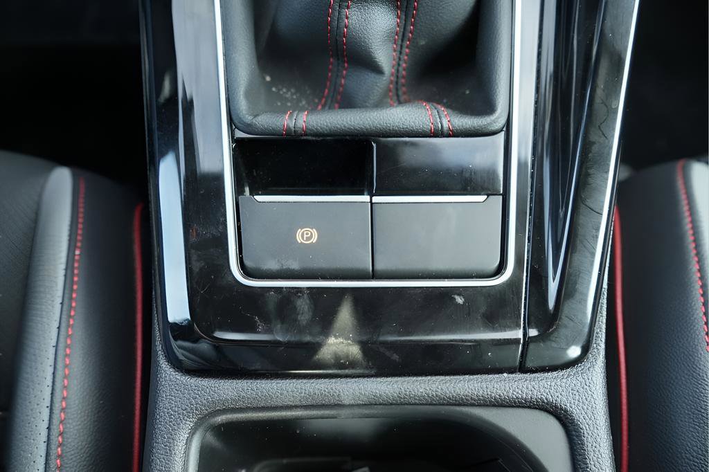 Used 2024 Volkswagen GTI SE w/ SE Leather Seats Package FWD image 35