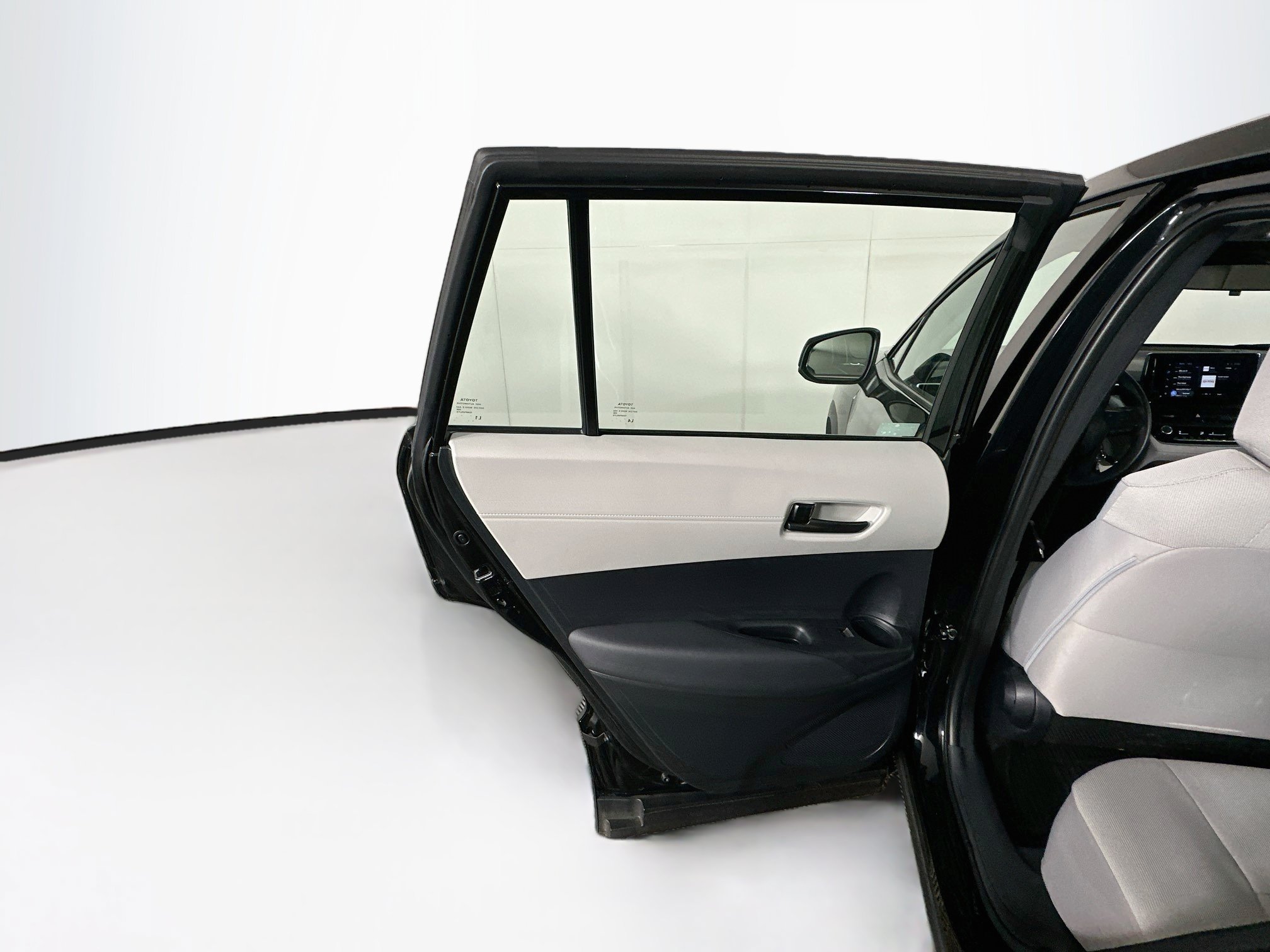 Used 2026 Toyota Corolla Cross L FWD image 24