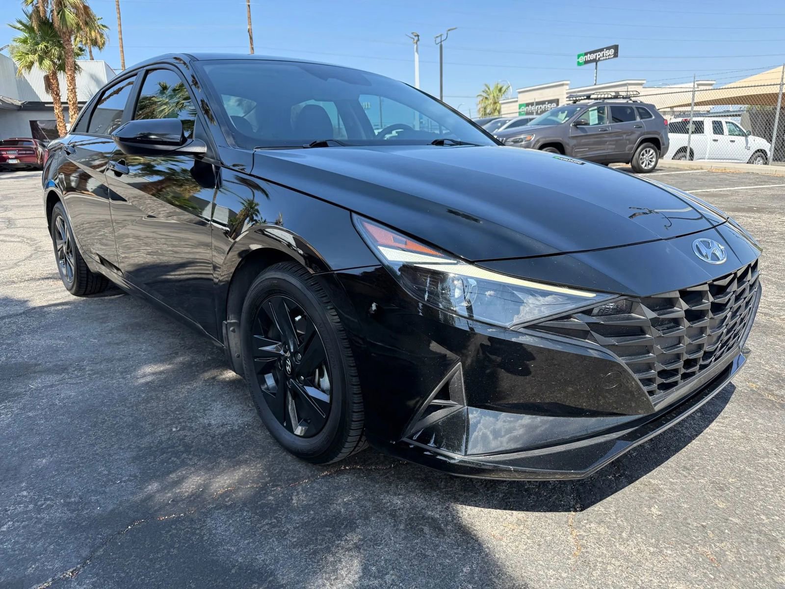 Used 2023 Hyundai Elantra Blue image 7