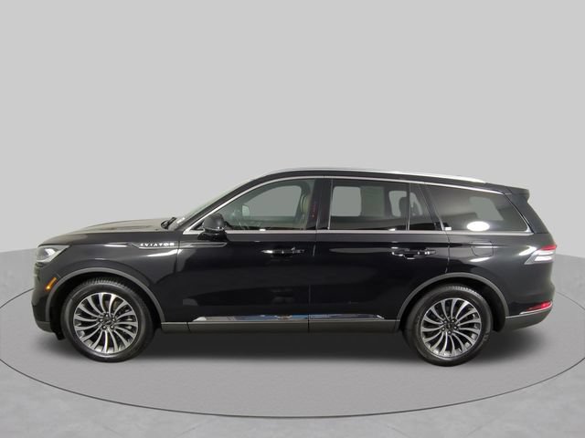 Used 2020 Lincoln Aviator Reserve w/ Elements Package Plus AWD/4WD image 13