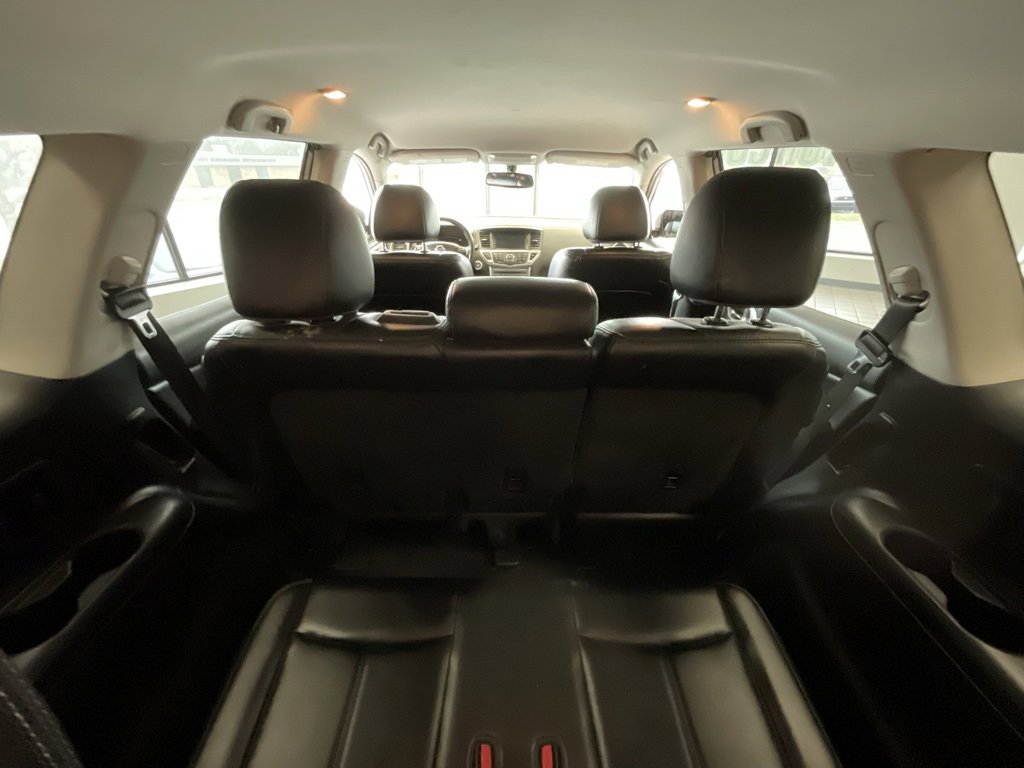 Used 2019 Nissan Pathfinder SL image 25