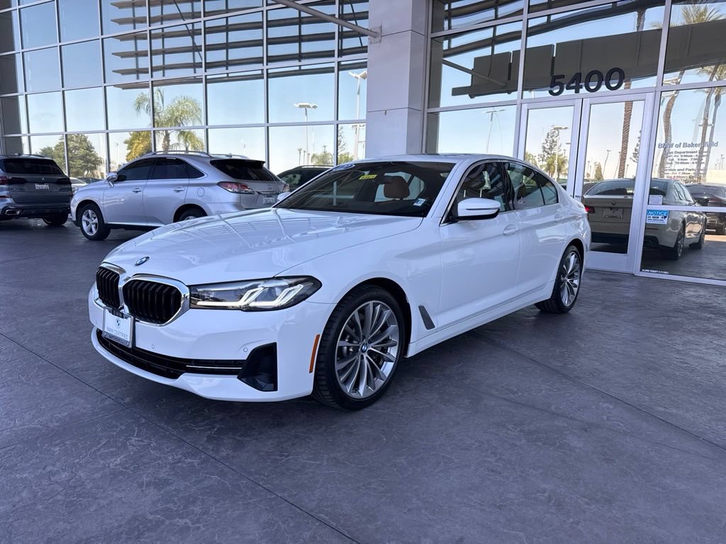 Used 2022 BMW 530i w/ Convenience Package RWD image 1