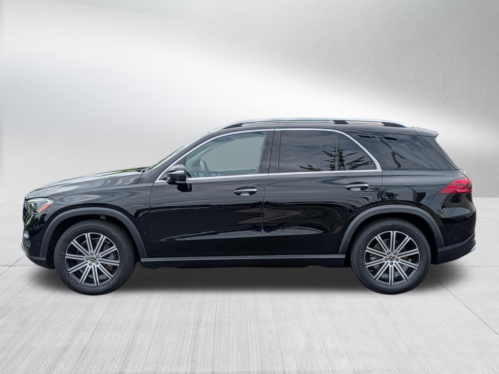 Used 2024 Mercedes-Benz GLE 450 4MATIC image 4