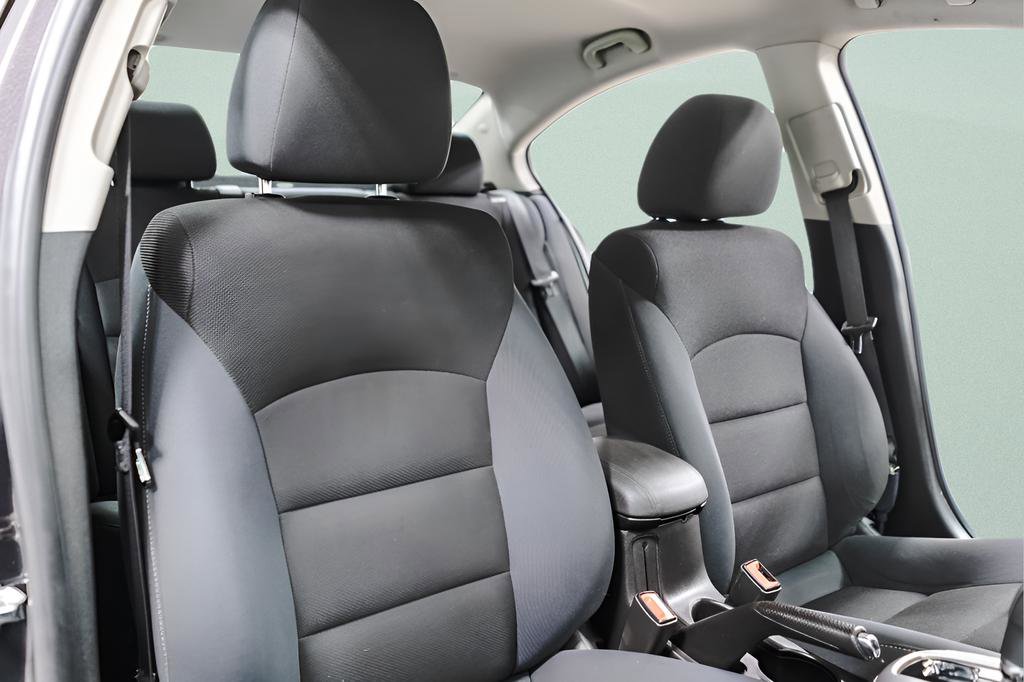 Used 2016 Chevrolet Cruze LT image 37