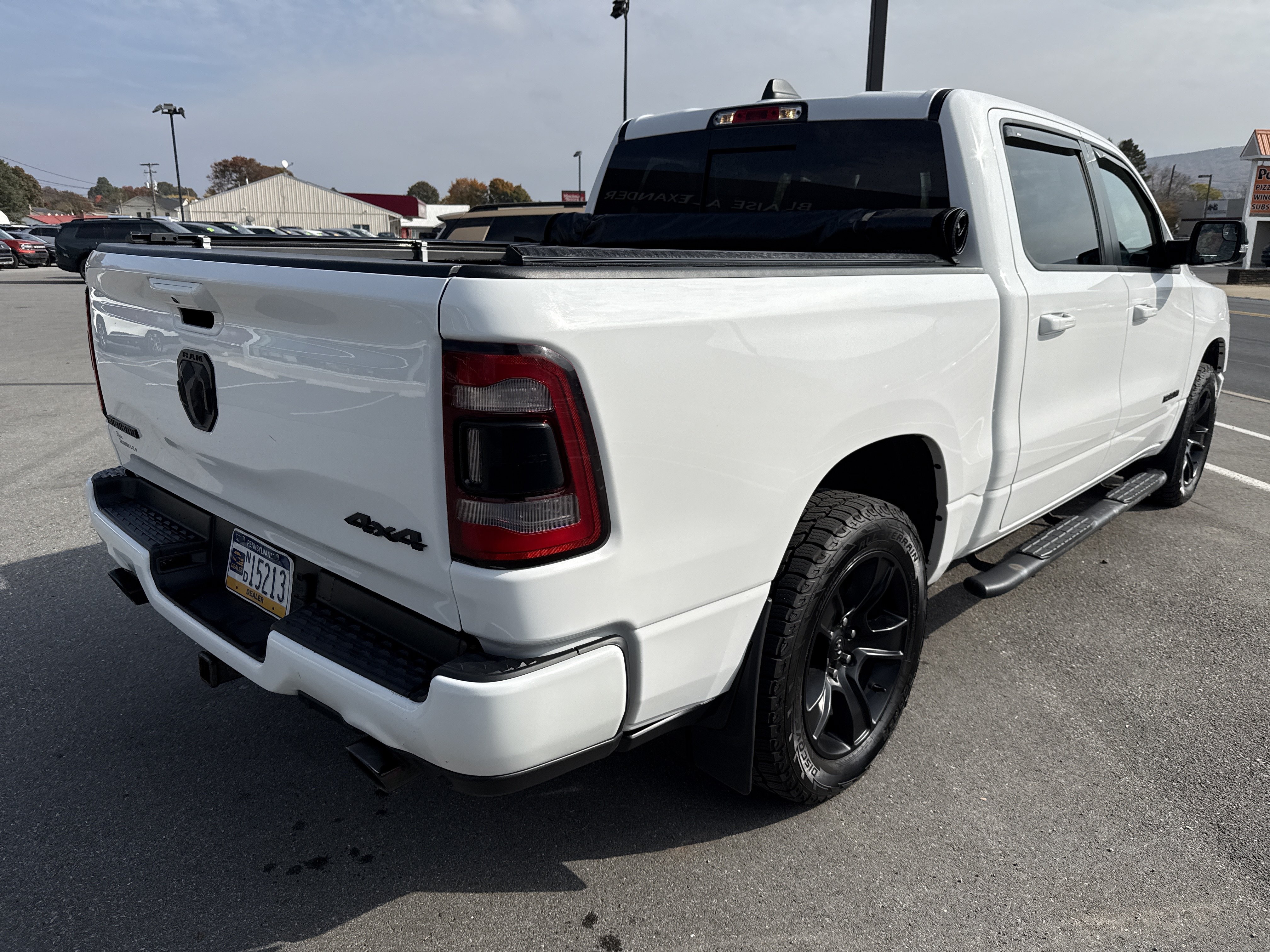 Used 2021 RAM 1500 Big Horn AWD/4WD image 3