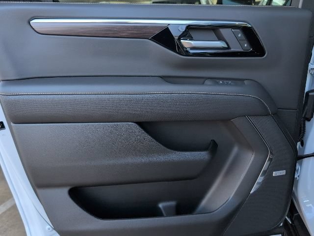 New 2026 Chevrolet Suburban Premier w/ Sun And Tow Package RWD image 10
