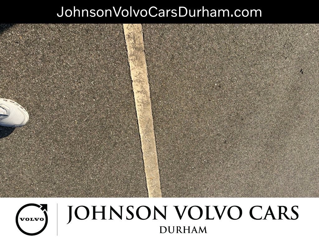 Used 2021 Volvo XC90 T5 Momentum w/ Climate Package FWD image 22