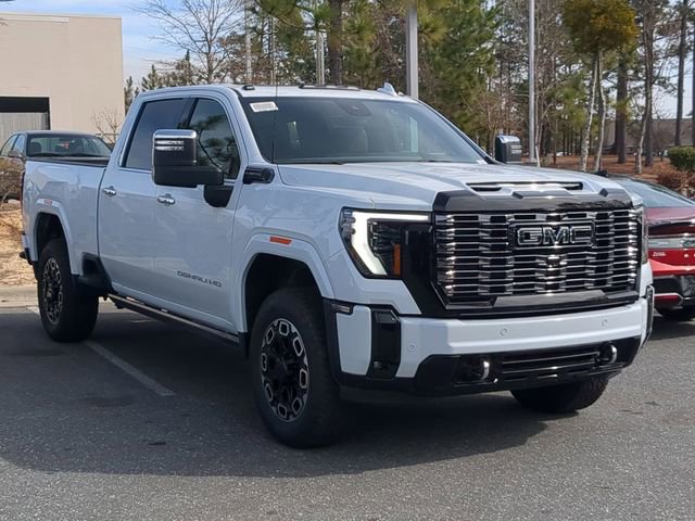 New 2026 GMC Sierra 2500 Denali Ultimate AWD/4WD image 3